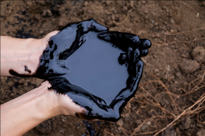 Цена нефти Brent впервые с августа превысила $70 за баррель