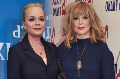 Пугачёва и Долина: разоблачение тайн "мафии" шоу-бизнеса 90-х